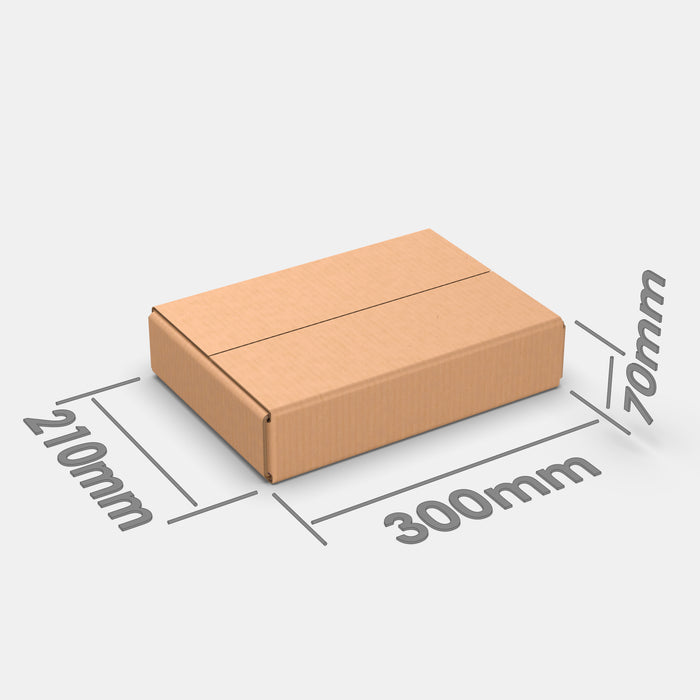 PAKFUL Universal S 50% parcel box 210×300×70 mm – closed cardboard box with dimensions labeled on white background