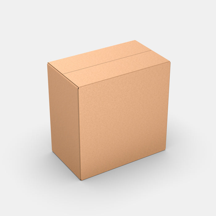 Smart Posti XL 100% parcel locker box 590×350×590 mm – closed cardboard box on white background