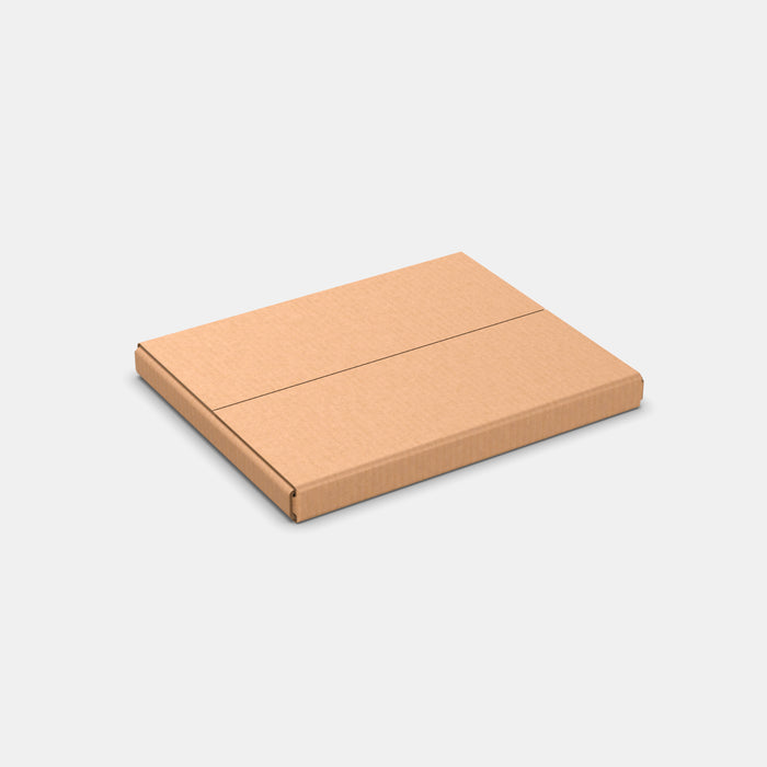 Smart Posti XS 100% parcel locker box 410×330×40 mm – closed cardboard box on white background